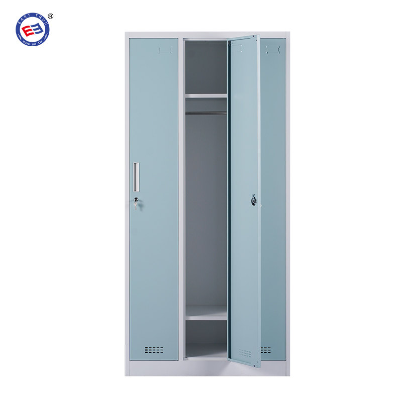 Steel 3 door locker cabinet